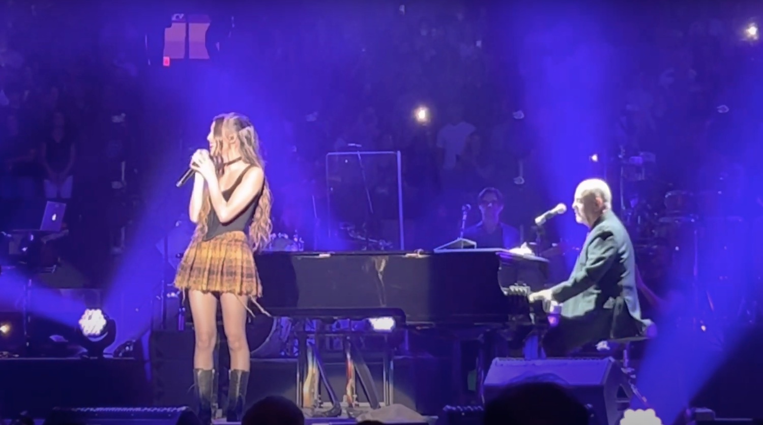 Olivia rodrigo billy joel deja vu uptown girl new york 2022 Jonathan Cohen youtube