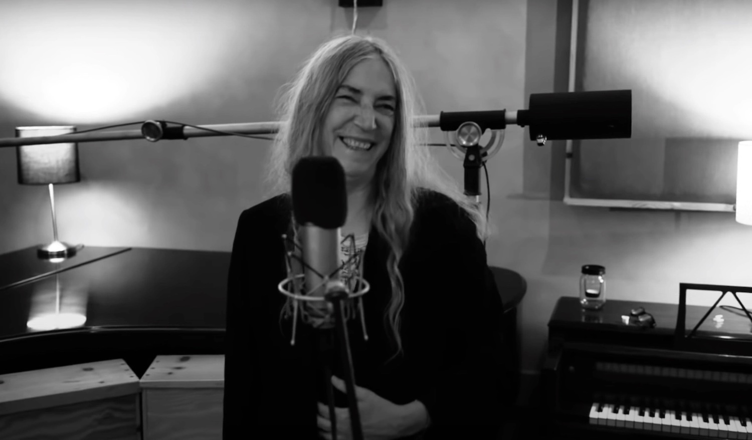 Patti smith because the night Calendario Lavazza 2021 youtube