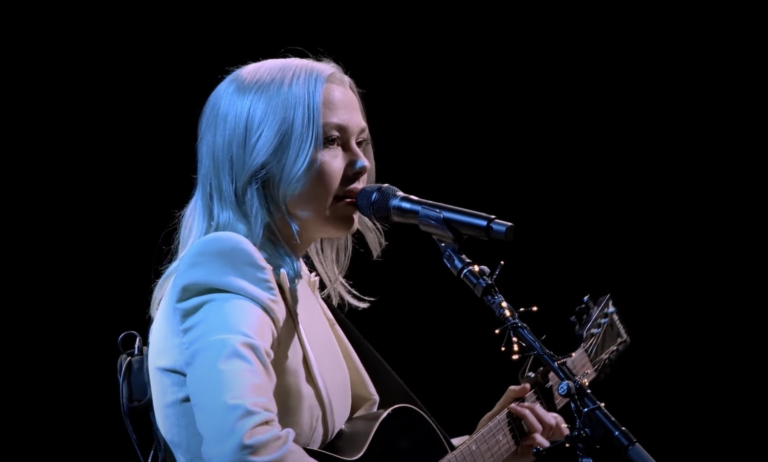 Phoebe bridgers kyoto bbmas 2022 youtube