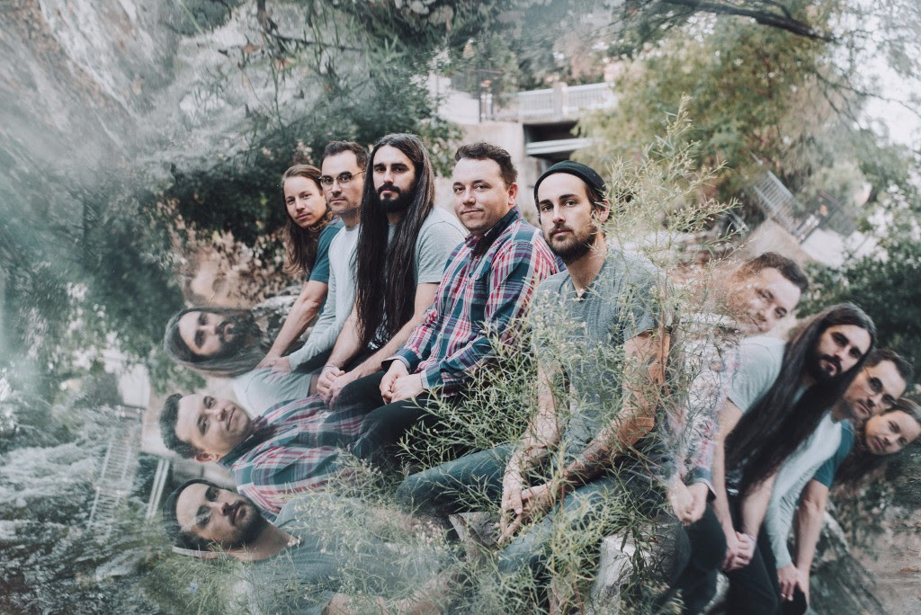 Pianos become the teeth nov17