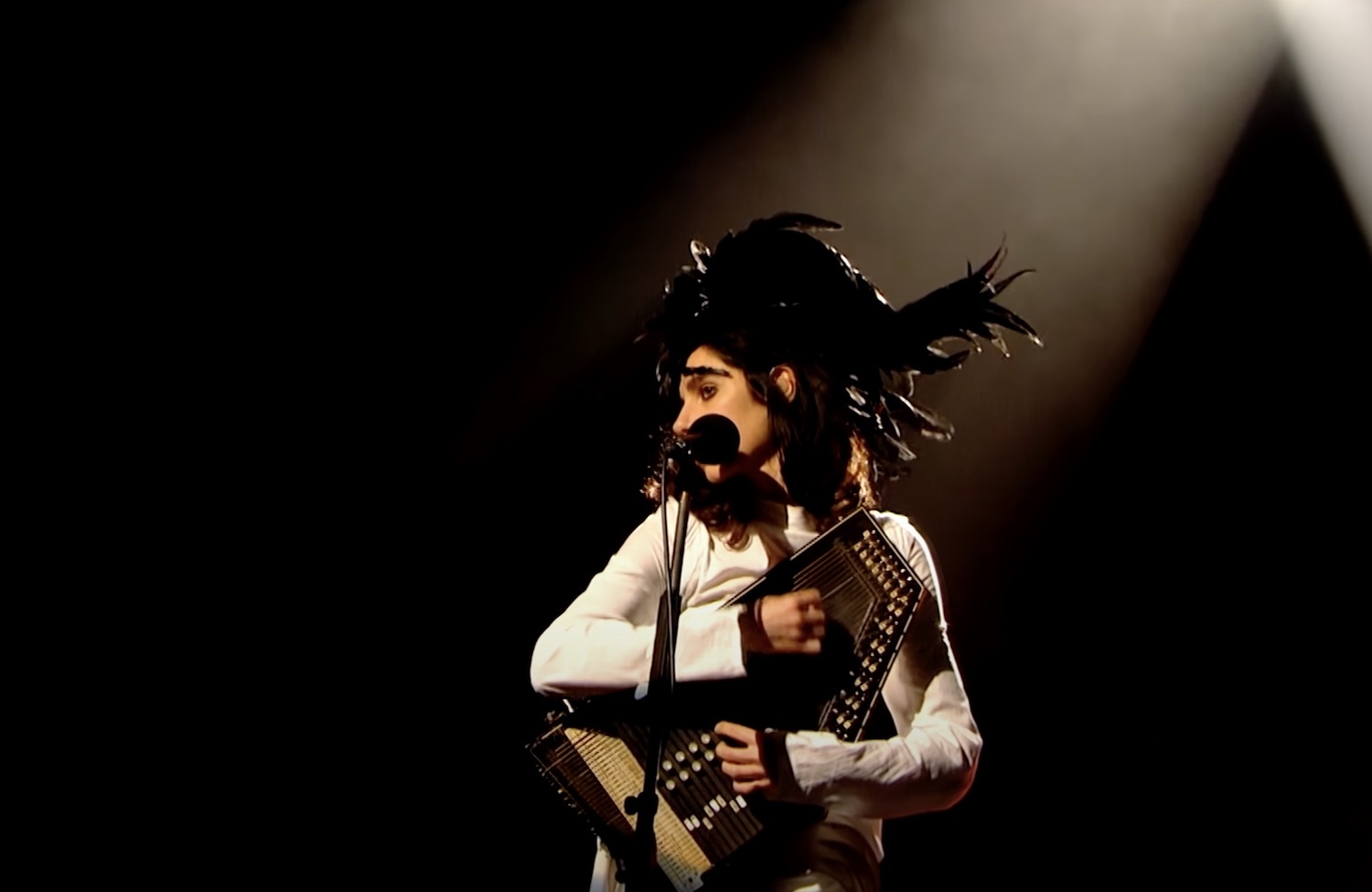 Pj harvey let england shake bbc performance youtube