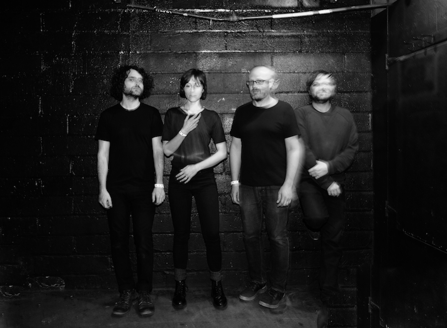 Polica steady