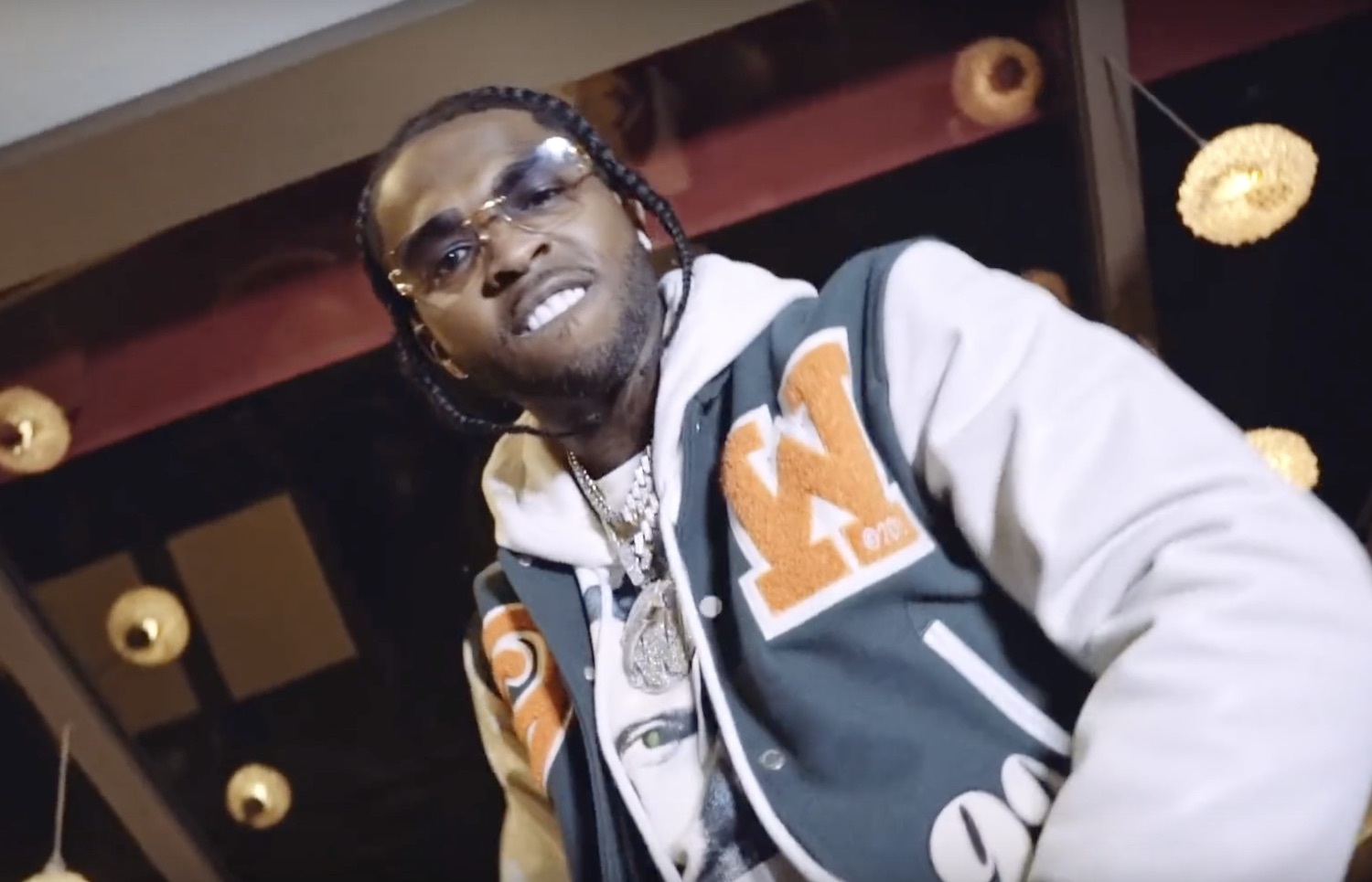 Pop smoke shake the room video