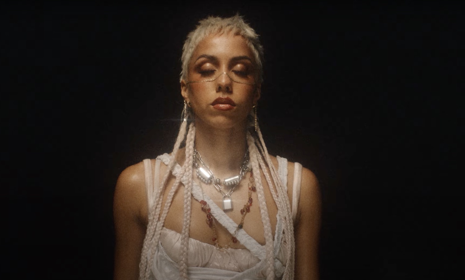 Poppy ajudha playgod video youtube