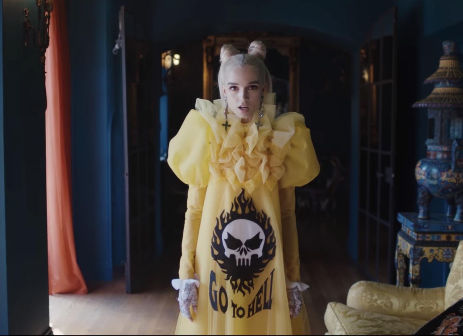 Poppy scary mask video