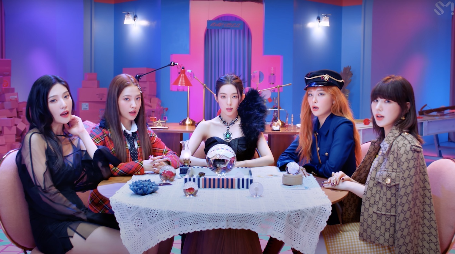 Red velvet queendom video youtube