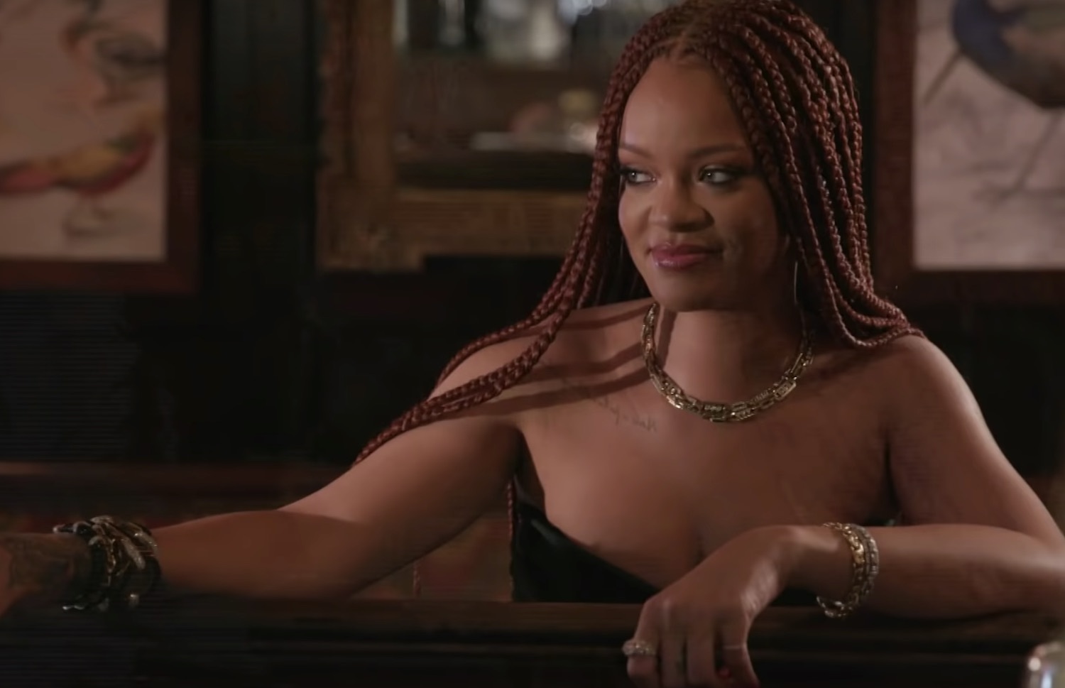 Rihanna seth meyers drinking sketch