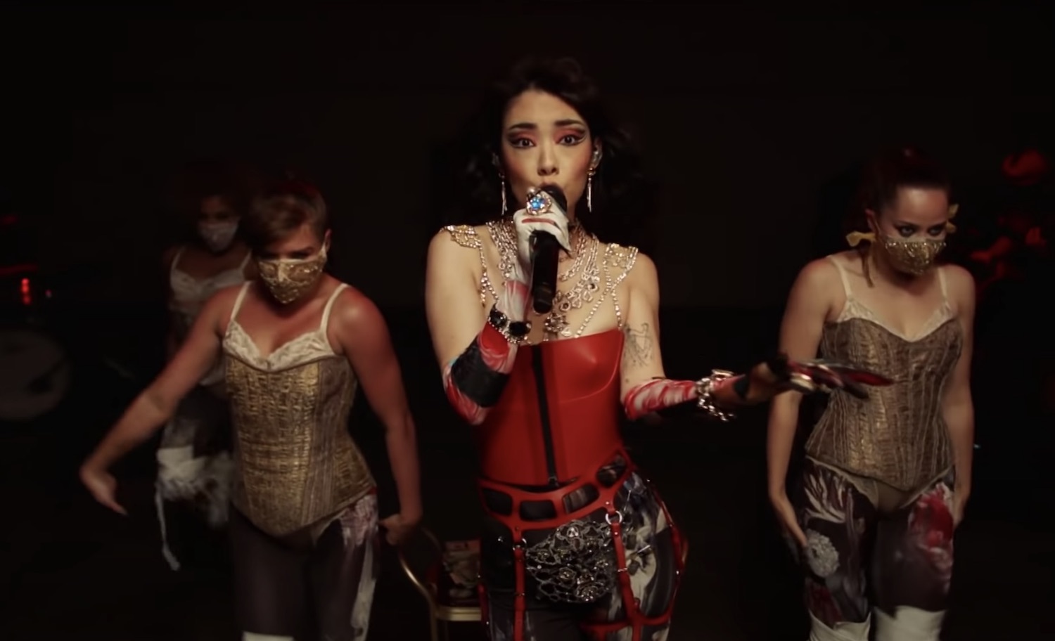 Rina sawayama xs fallon 2020