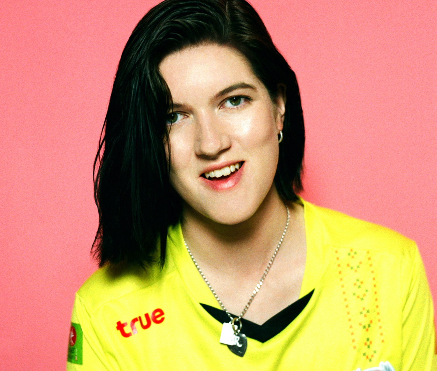 Romy unveils upbeat debut solo single 