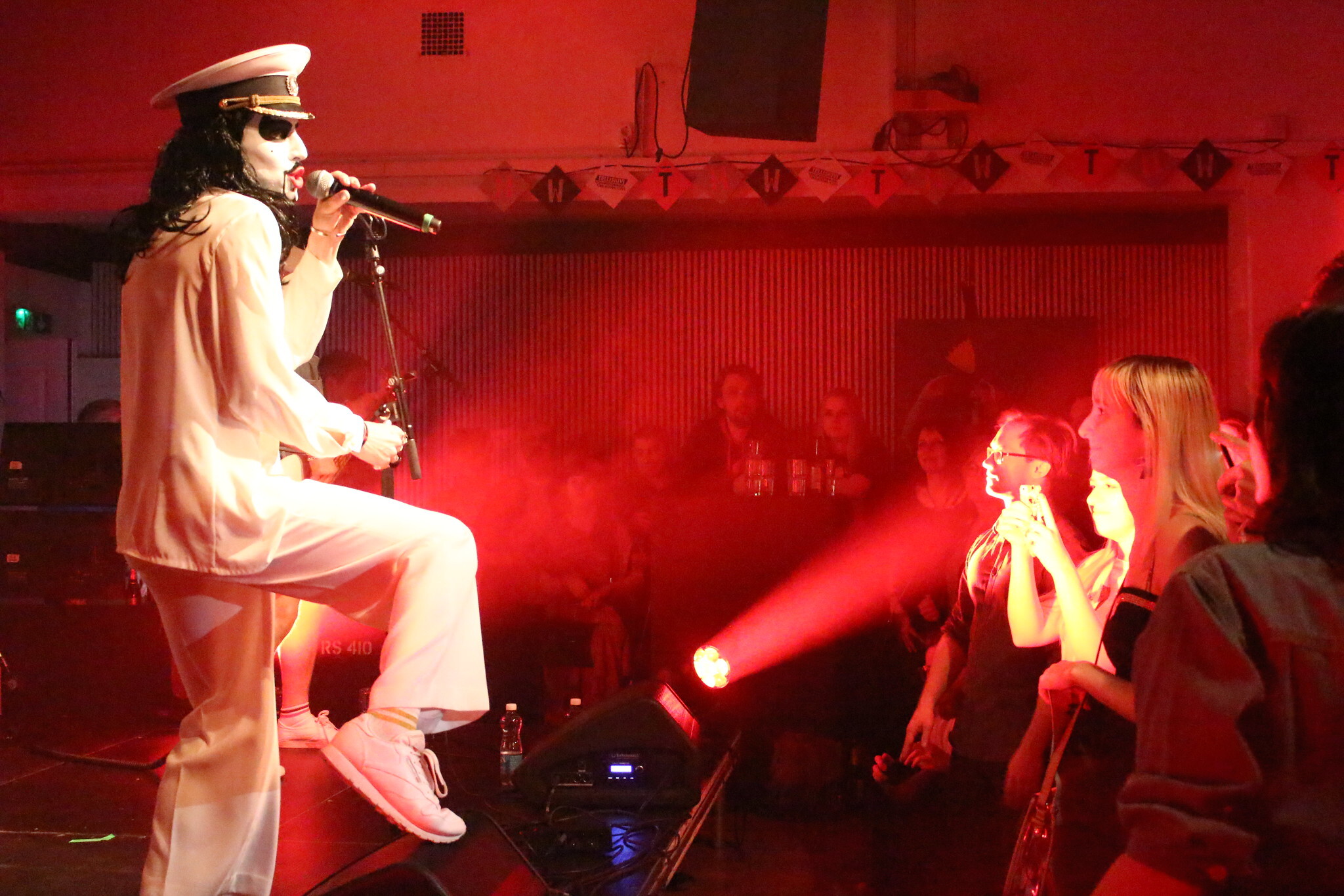 Sado opera Kristelle Ahone