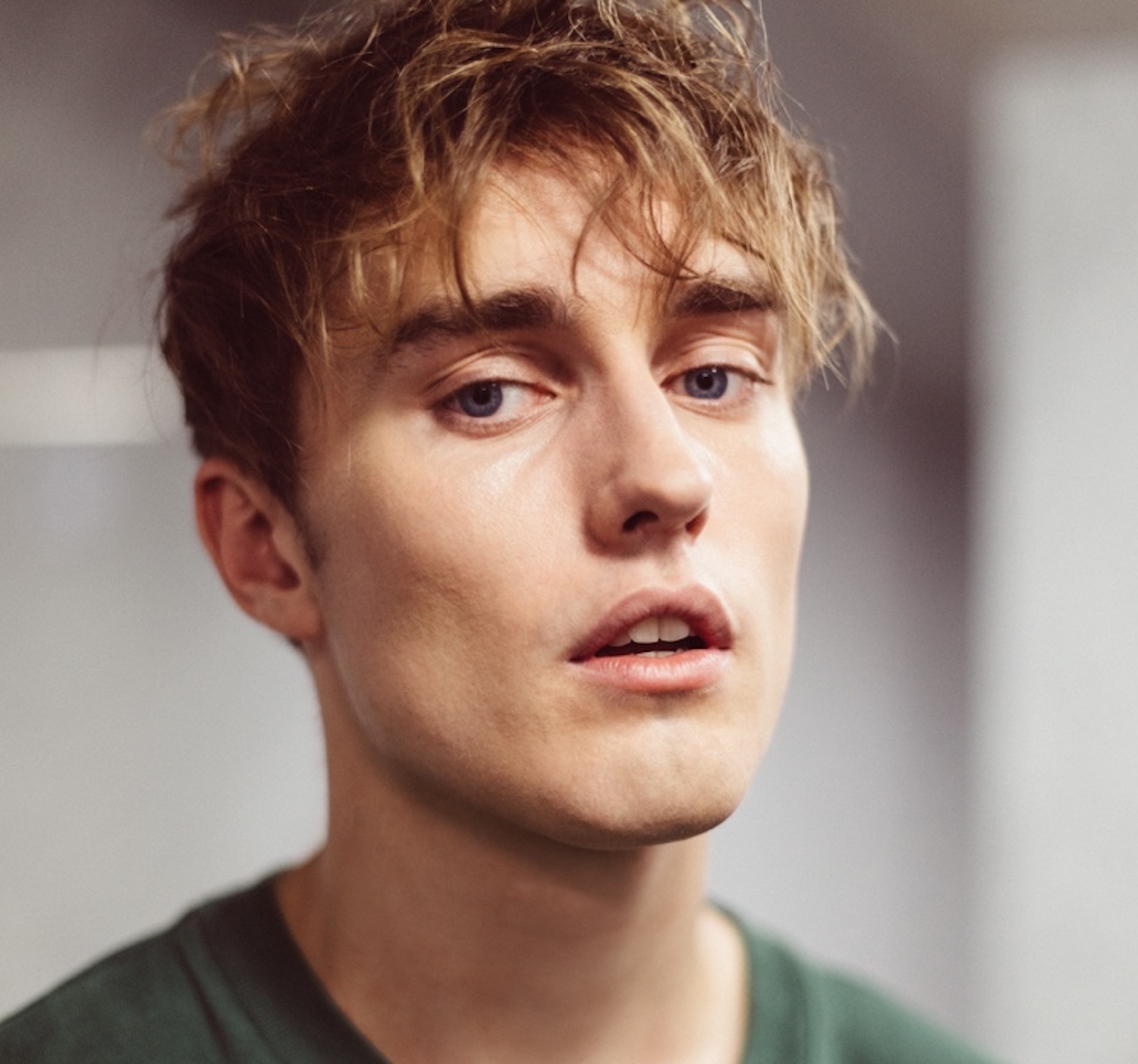 Sam fender hold out