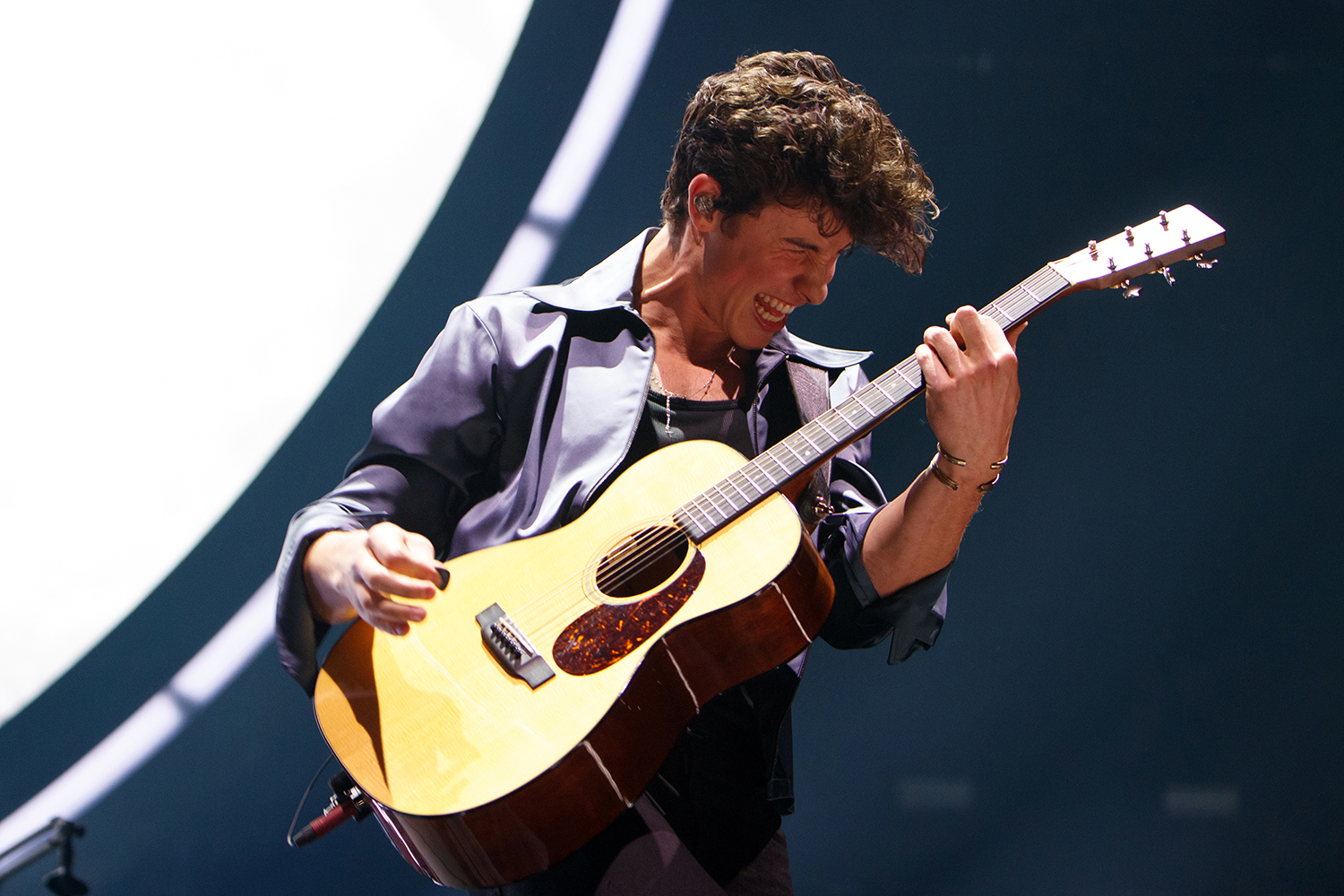 Shawn mendes o2arena 160419 burak cingi07