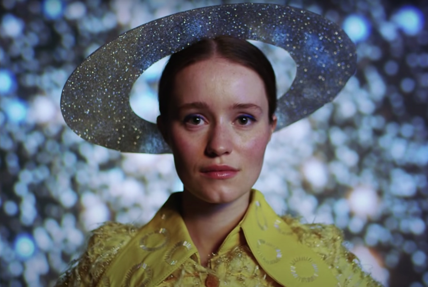 Sigrid it gets dark video youtube