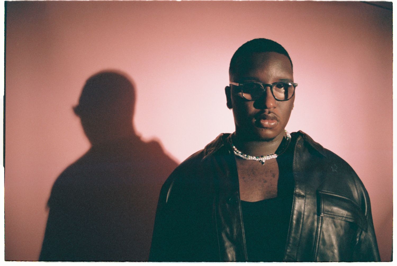 Sipho beady eyes press credit Siam Coy