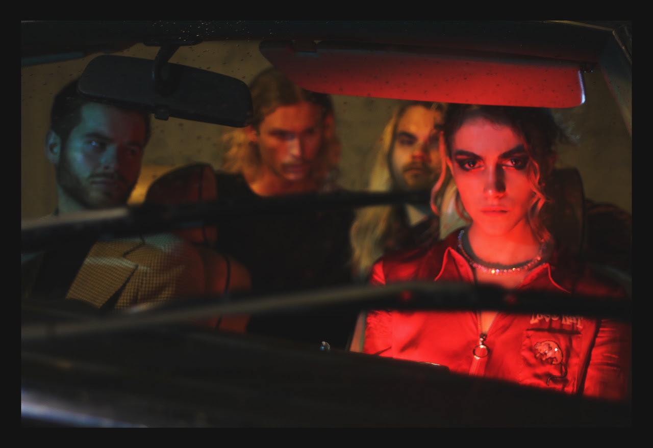 Swimming girls jan18