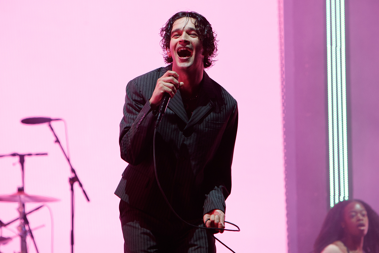 The 1975 02