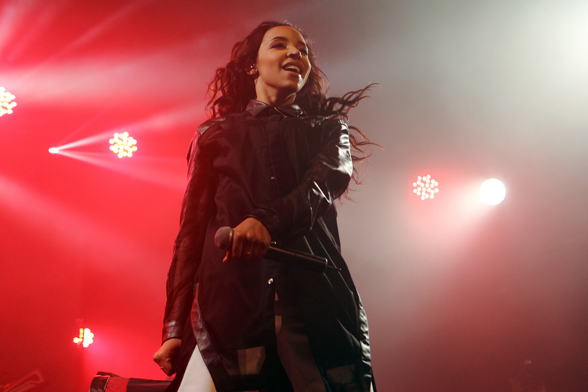 Tinashe04
