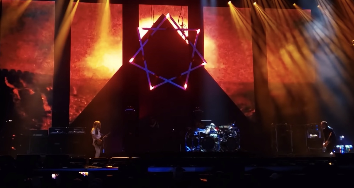Tool descending live video 2019