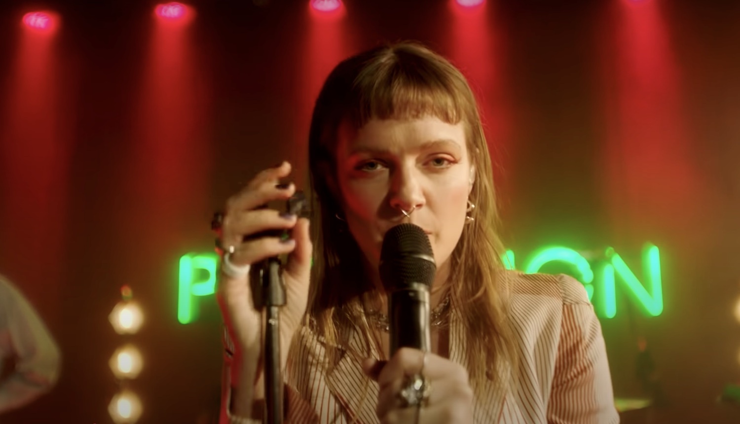 Tove lo good 4 u olivia rodrigo cover i P3 session youtube