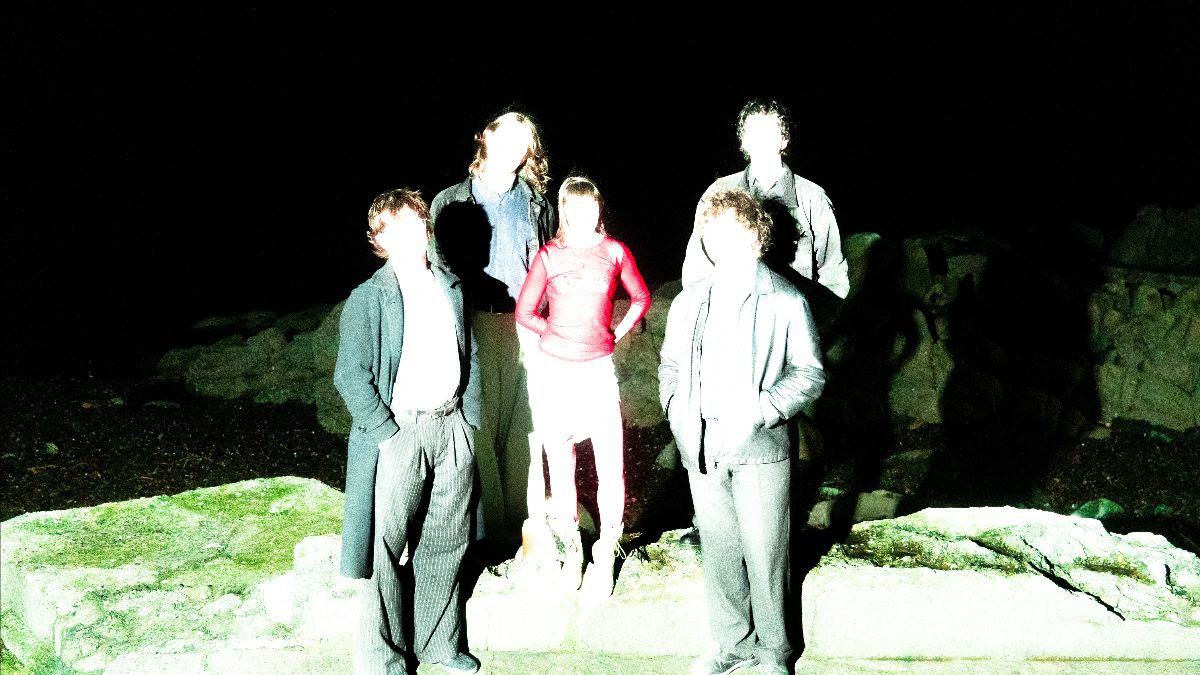 THEATRE sign to BMG/Echo and share debut single, "The Fall"