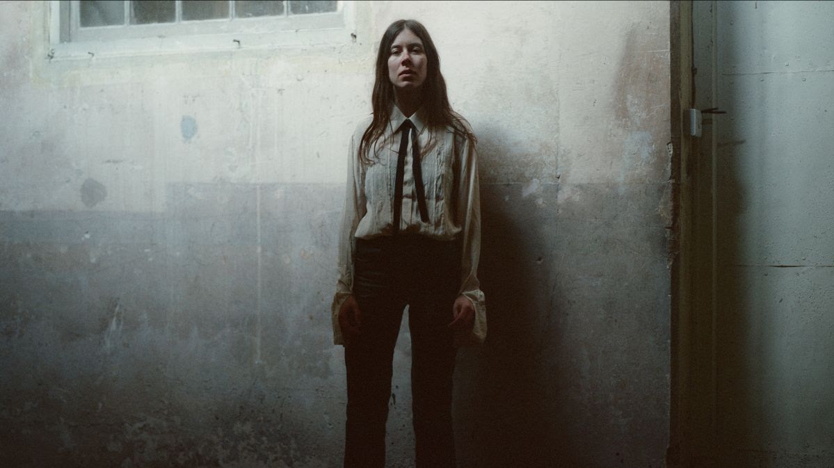 Nina Winder-Lind Silken Weinberg