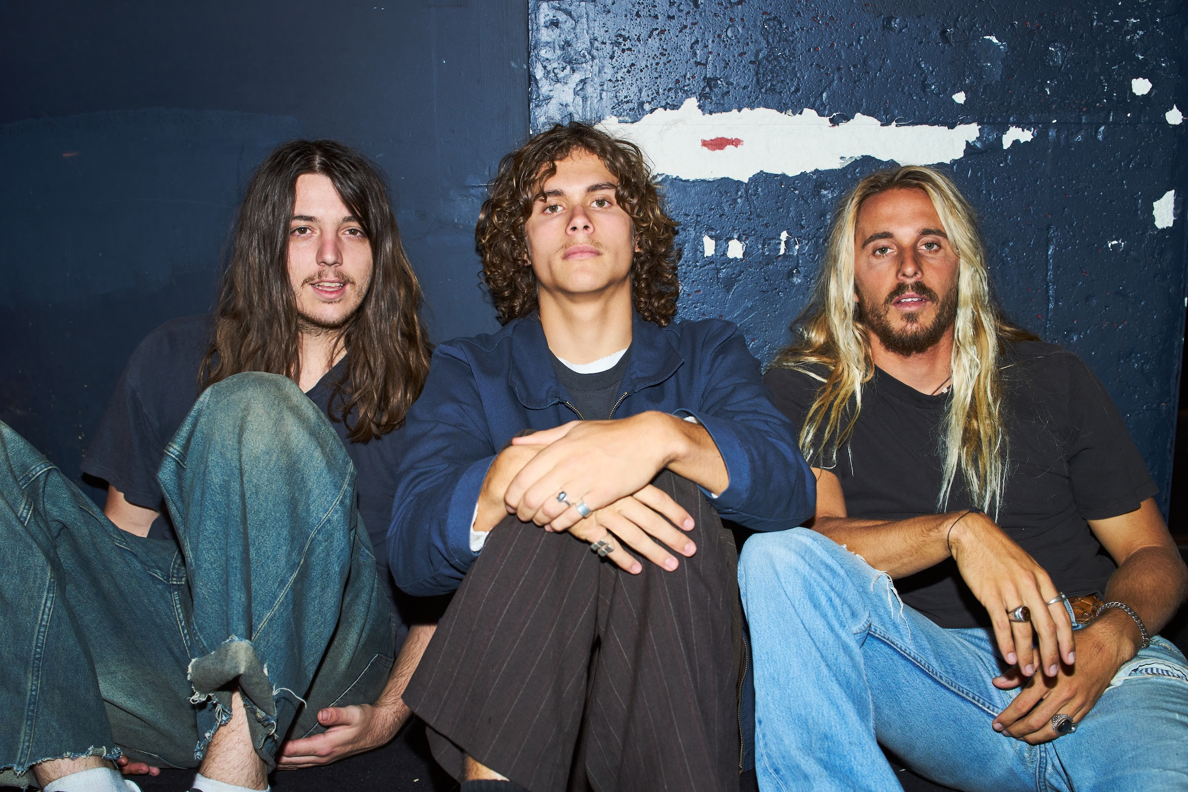 Australian trio HEADSEND announce second EP, A Delicate Balance