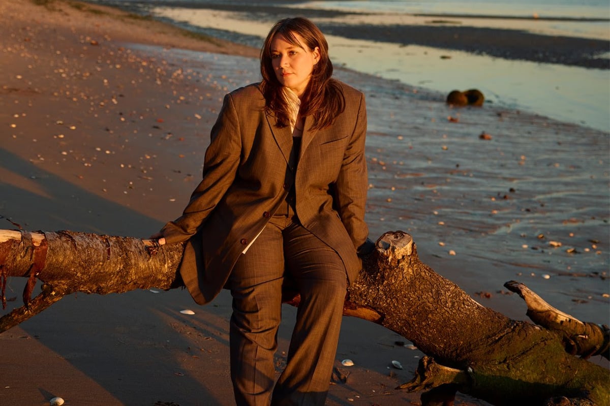 Top Fit Wendy Eisenberg surprise drops companion work to self-titled album ...