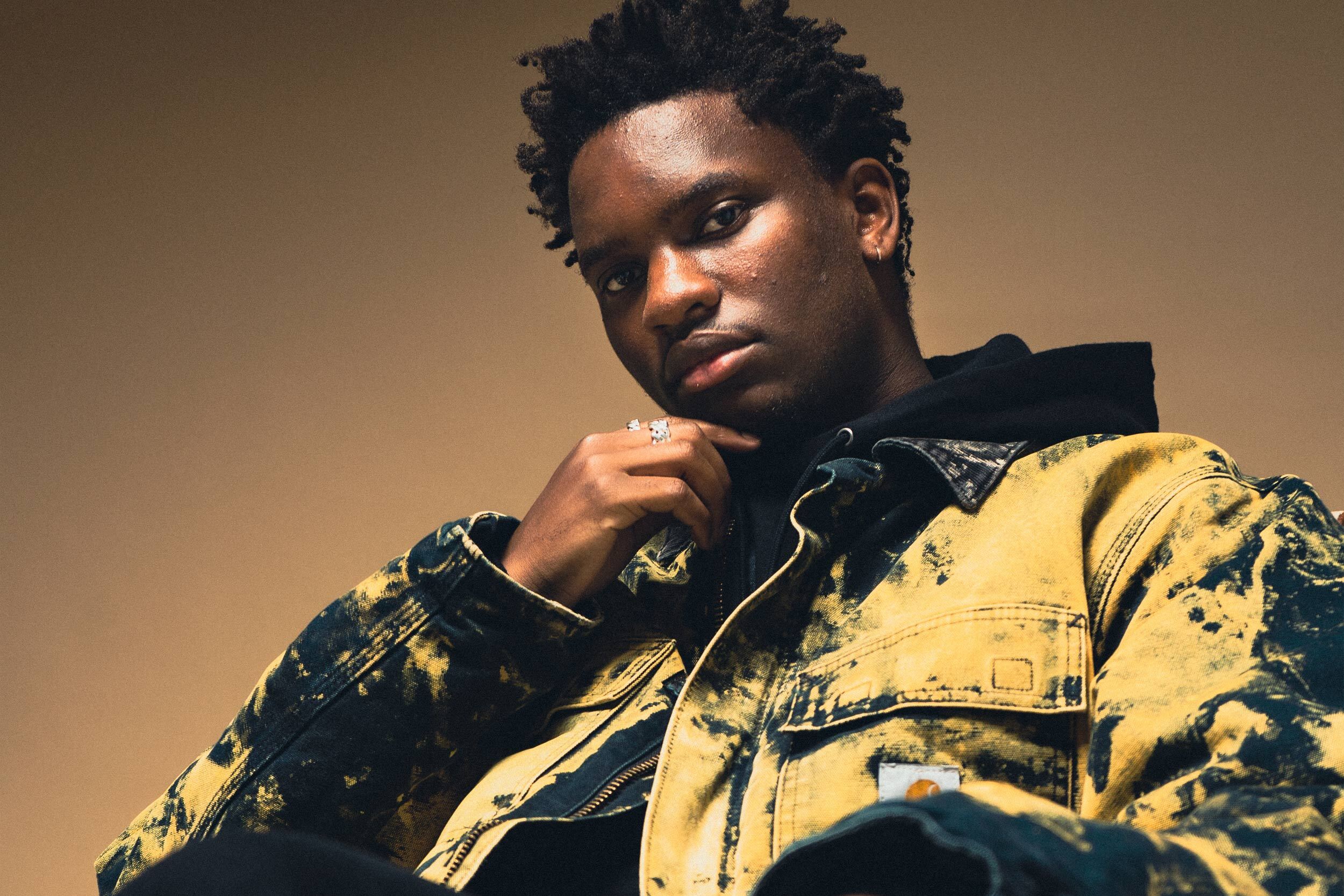 Victor ray wide shot