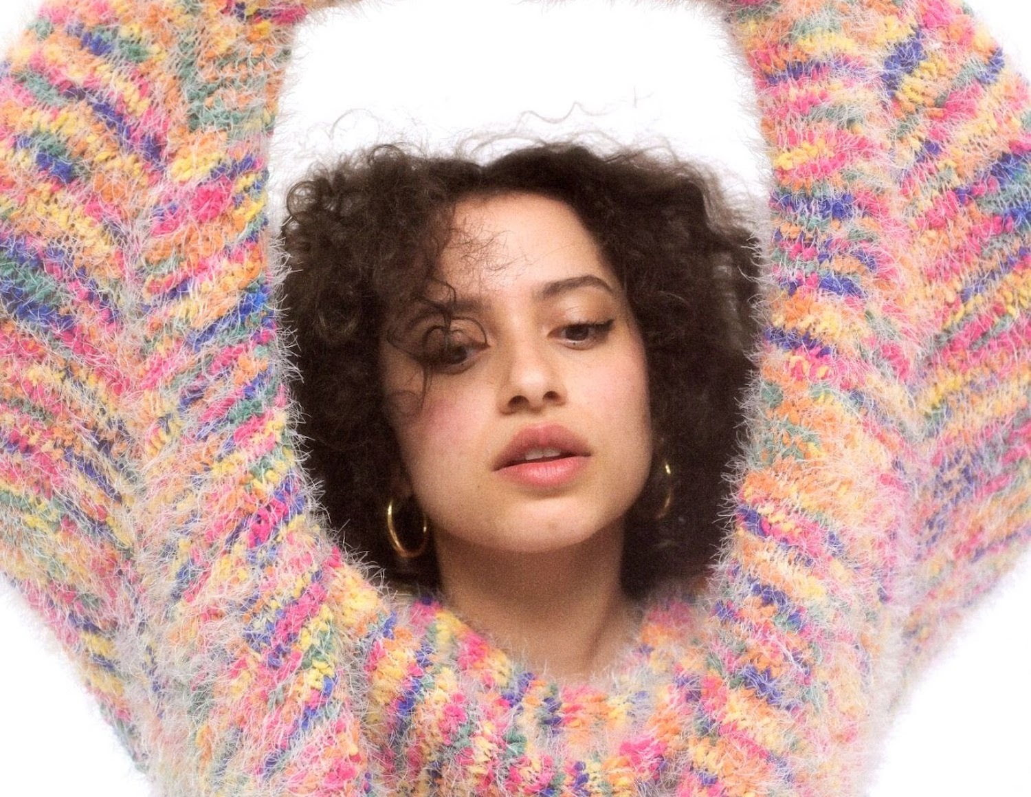 Léa Sen contemplates growth in the face of change on “Hyasynth” | Best ...