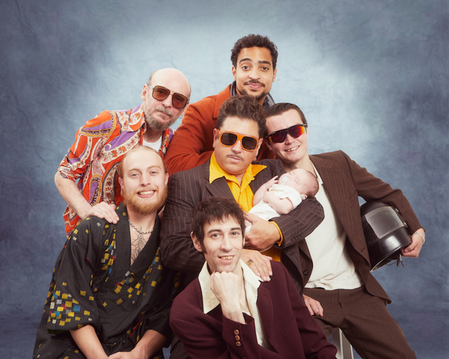 Warmduscher 2021 press grayhighres