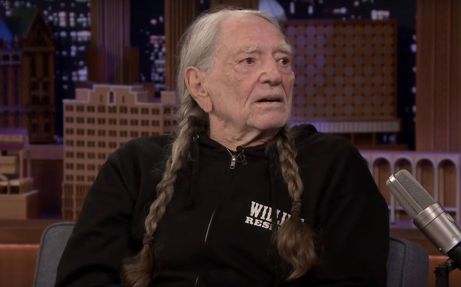 Willie nelson jimmy fallon