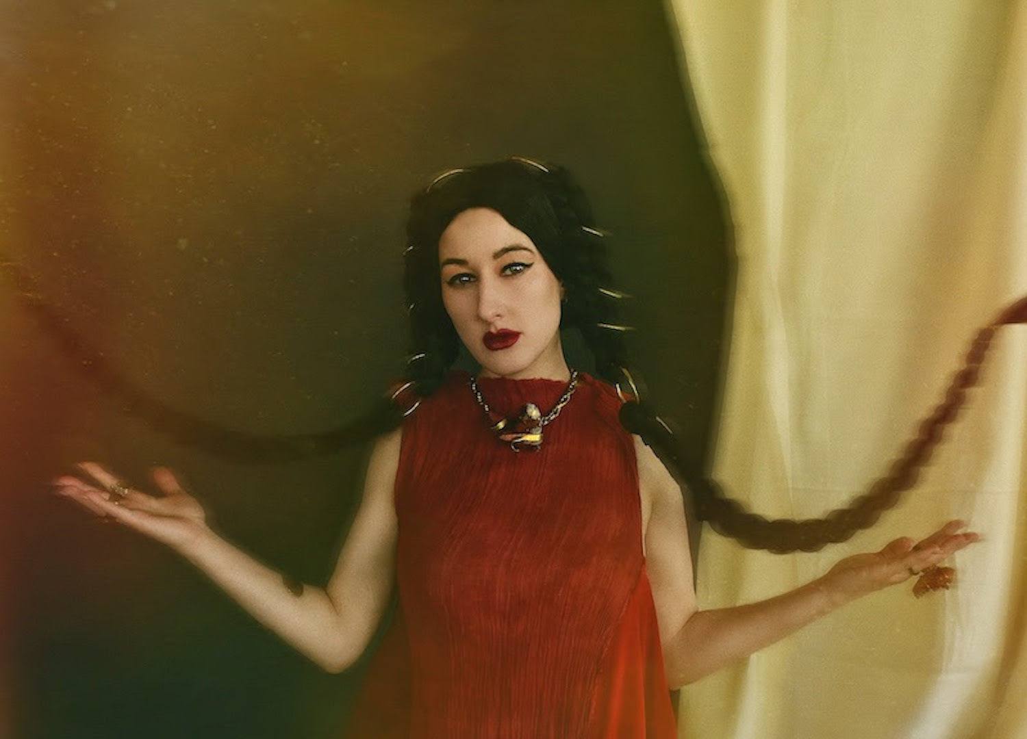 Zola jesus 2022 press shot 2 credit Shervin Lainez