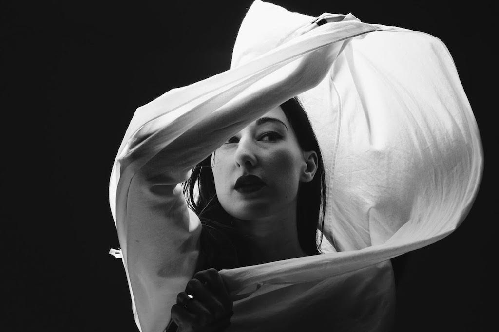 Zola jesus jun17
