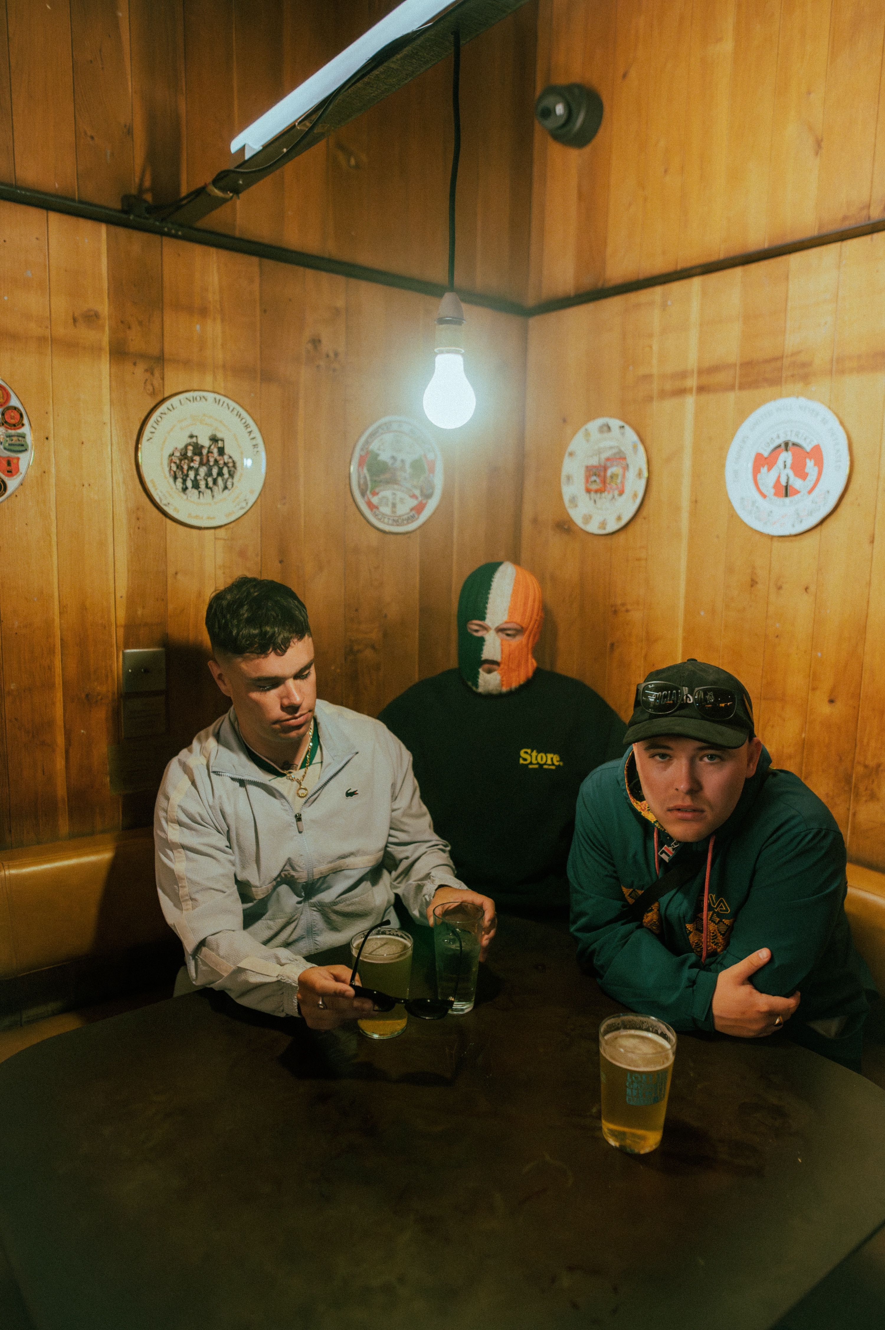 Kneecap DSC 9049 Enhanced NR