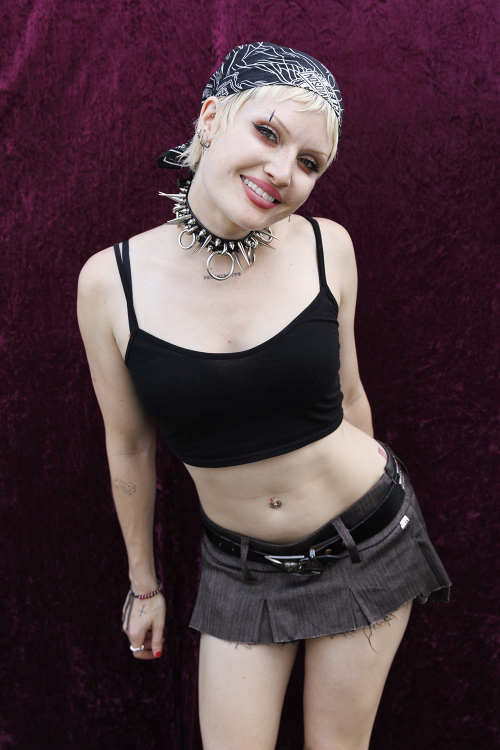 Cassyette portrait reading22 bc alt