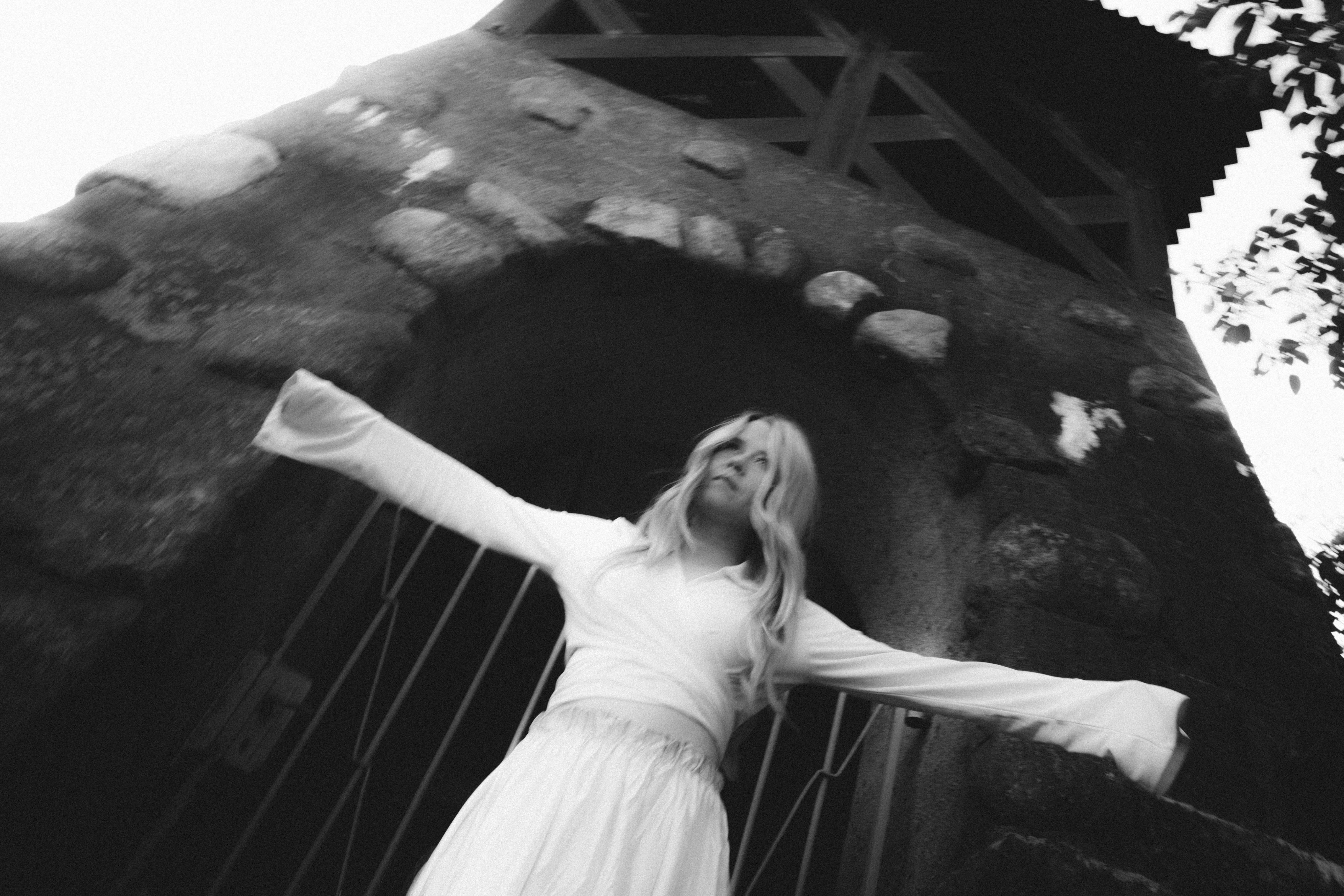 Philip Svensson MG 7061 desk lead