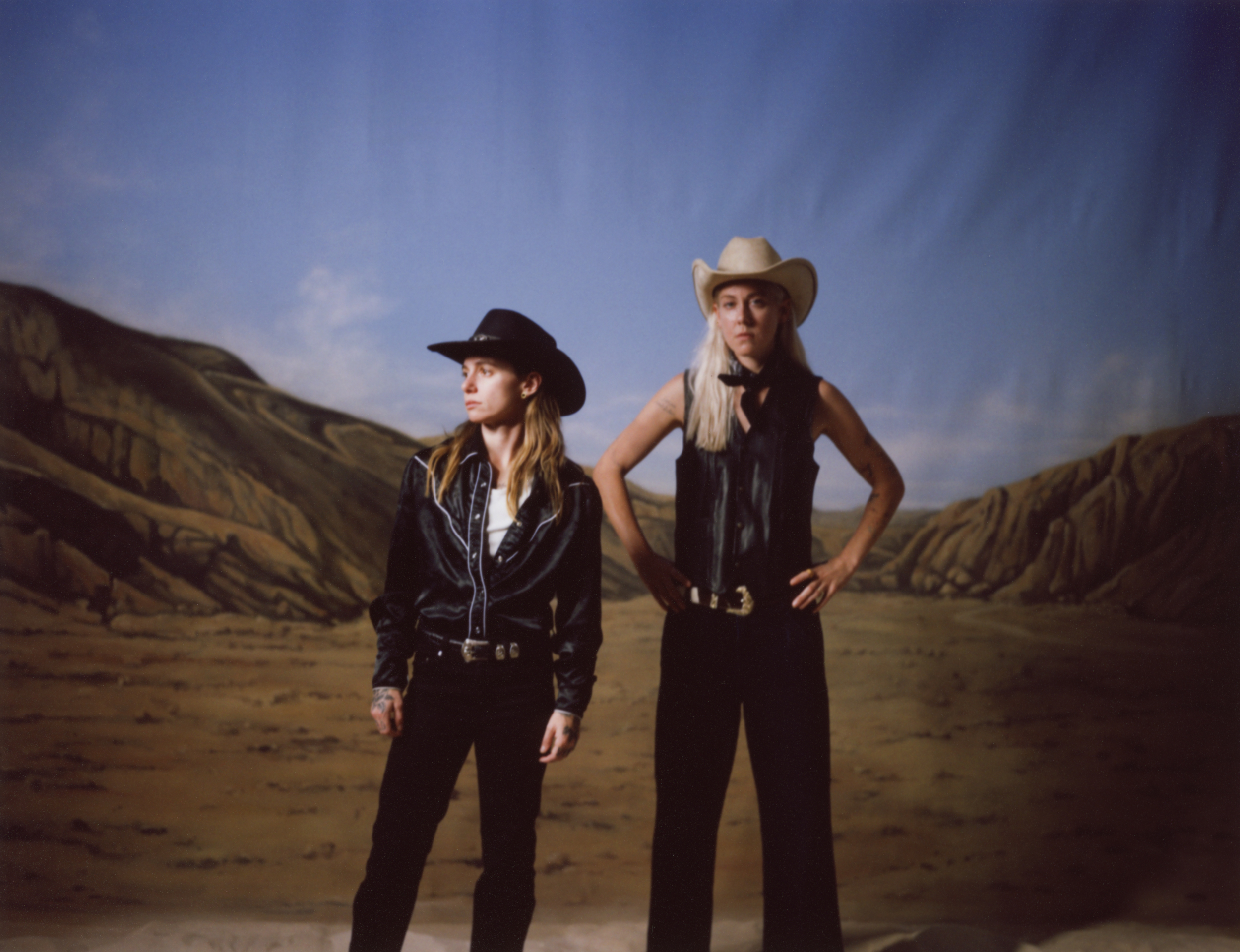 01 credit Ebru Yildiz USED FOR BEST FIT