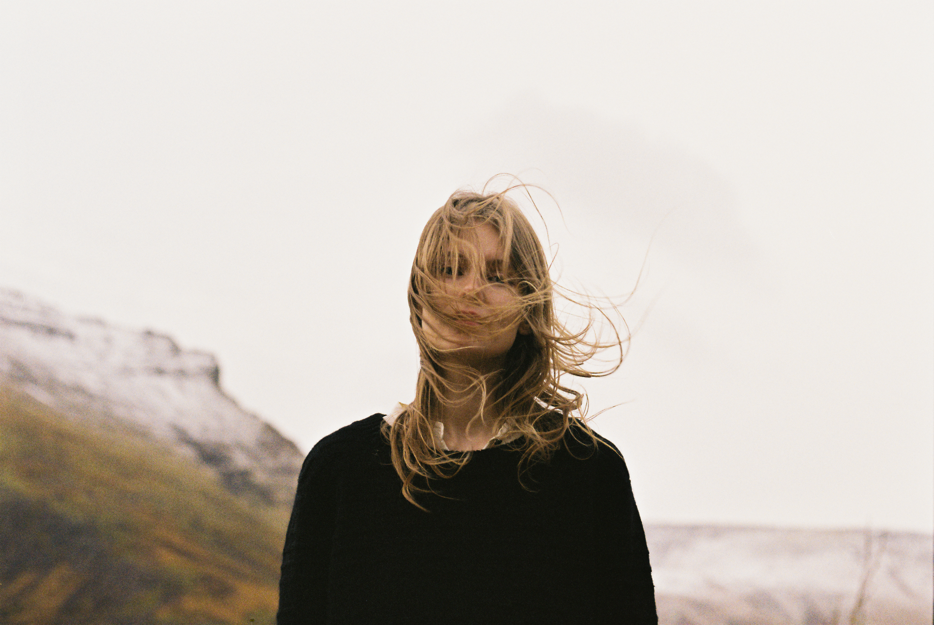 AIRWAVES CABIN DAY 49