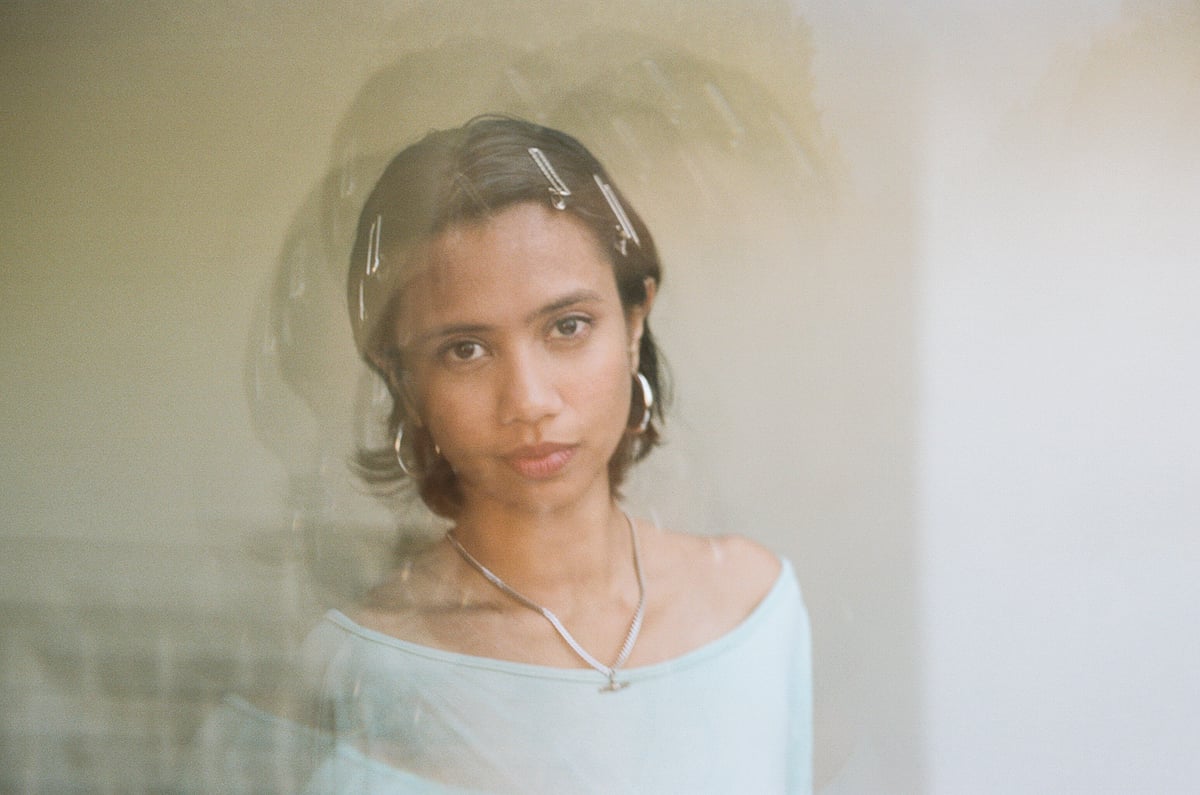 Naya Yeira á uppleið með endurnýjuðu R&B og indie-poppi
