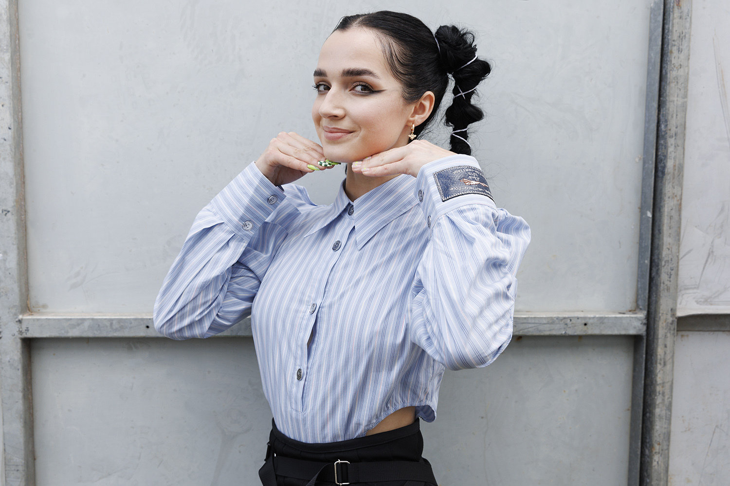 Poppy portrait reading22 bc alt