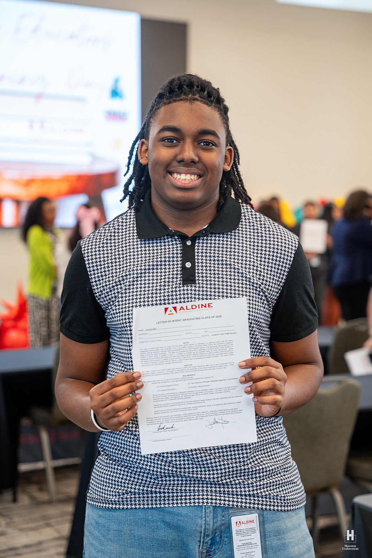 20260415 Aldine ISD Teacher Signing 94 josh