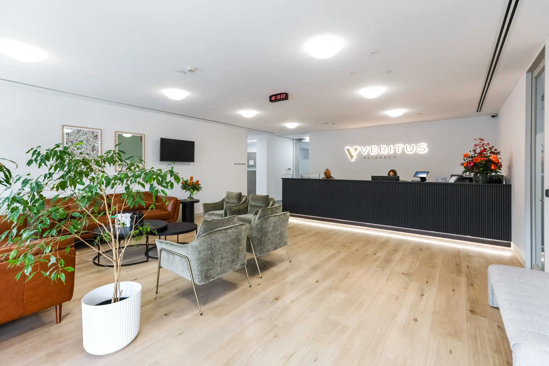 Veritus Pharmacy Front Desk