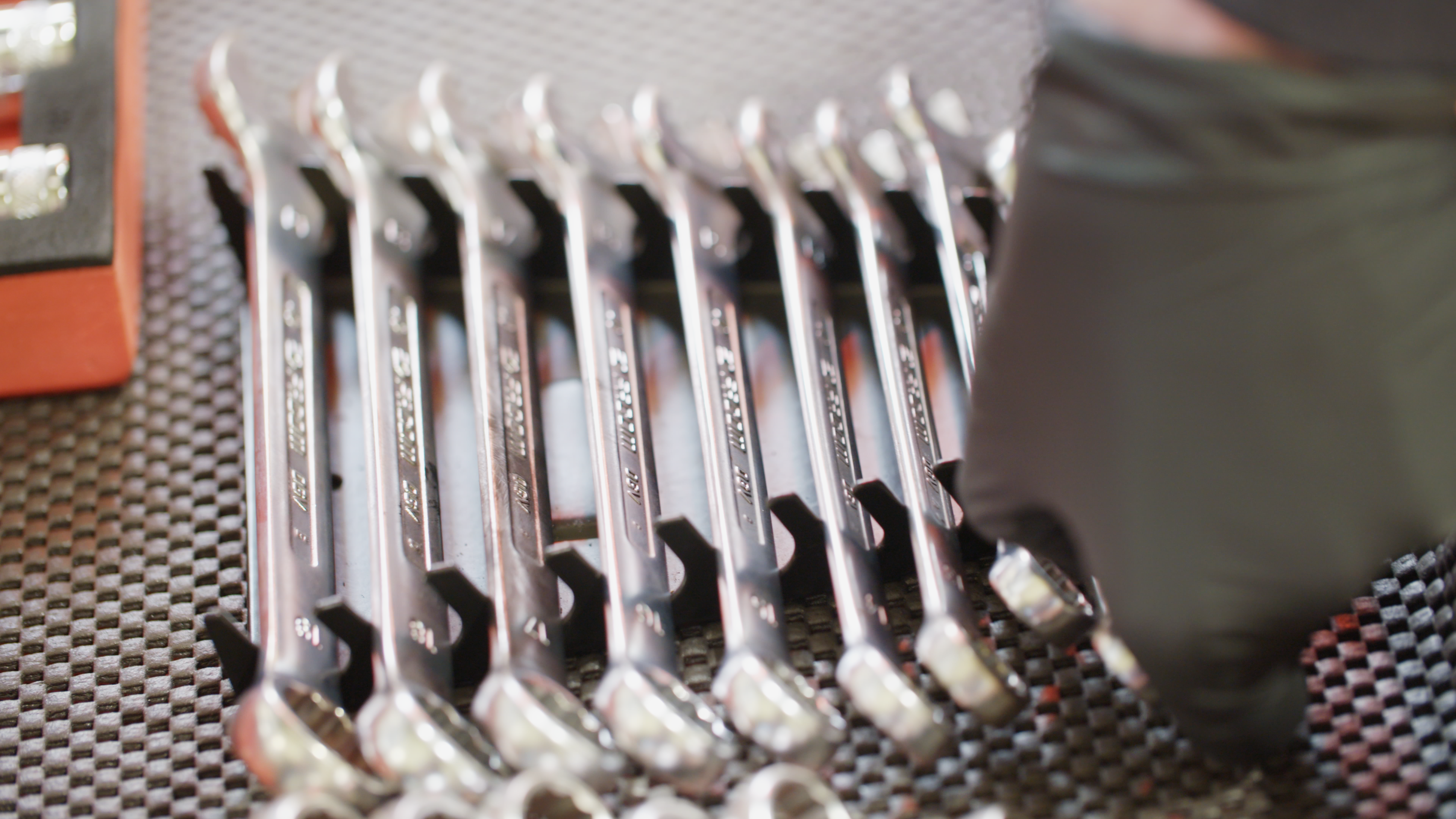 6TH - Automotive - 2