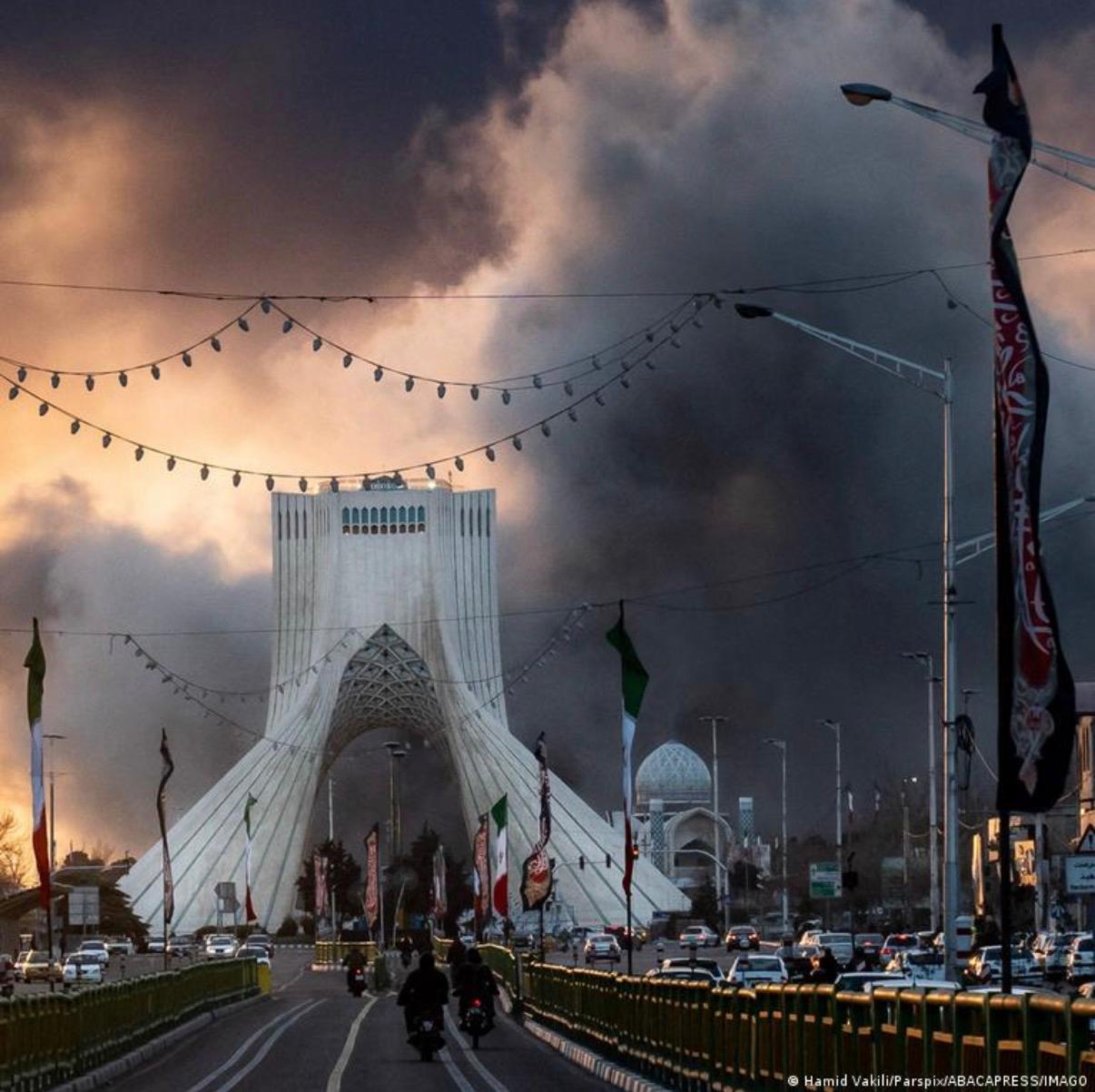 Radio ReOrient 14.1: State of the Ummah: “A War Against the Islamic Republic?”, hosted by Shehla Khan, with Mona Makinejadbanadaki and S. Sayyid