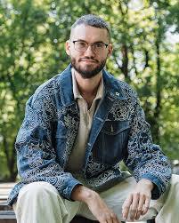 Ukrainian Men Fleeing Conscription: A Discussion with Writer Dan Storyev