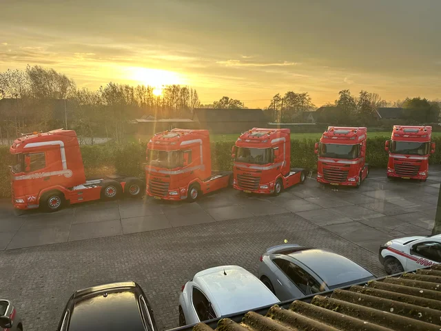ZEVEN Nieuwe DAF-Trucks Versterken Wagenpark