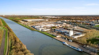 Montea logistics land echt a2 canal overview