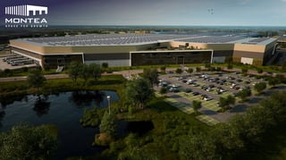 Vue d'artiste du centre logistique Montea prévu à Tiel avec panneaux solaires en toiture, parking et étang paysager