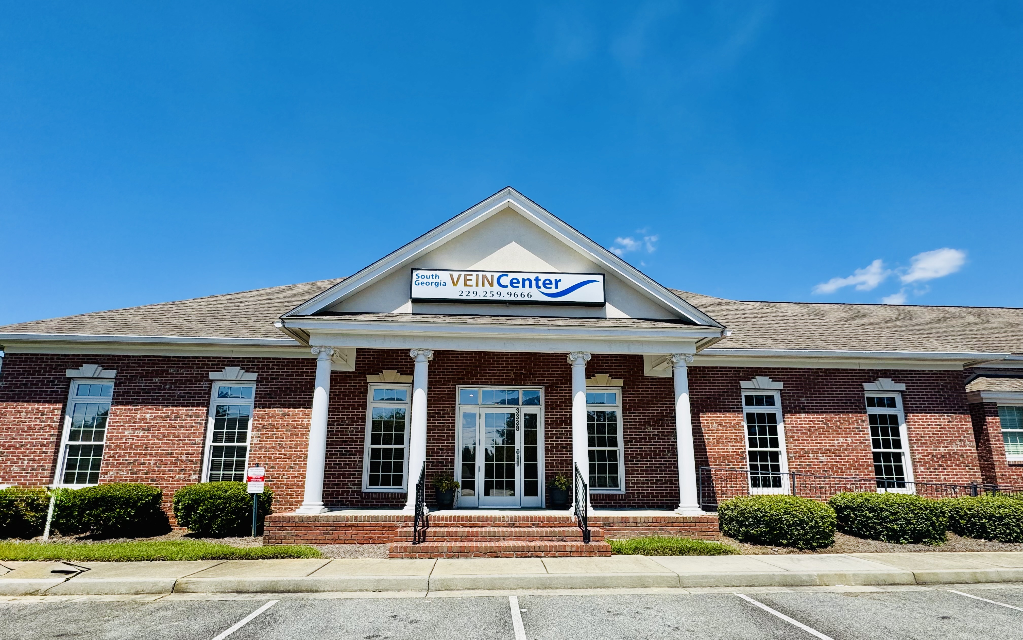 Exterior photo of the Valdosta, GA Center for Vein Restoration showing the outside of the building