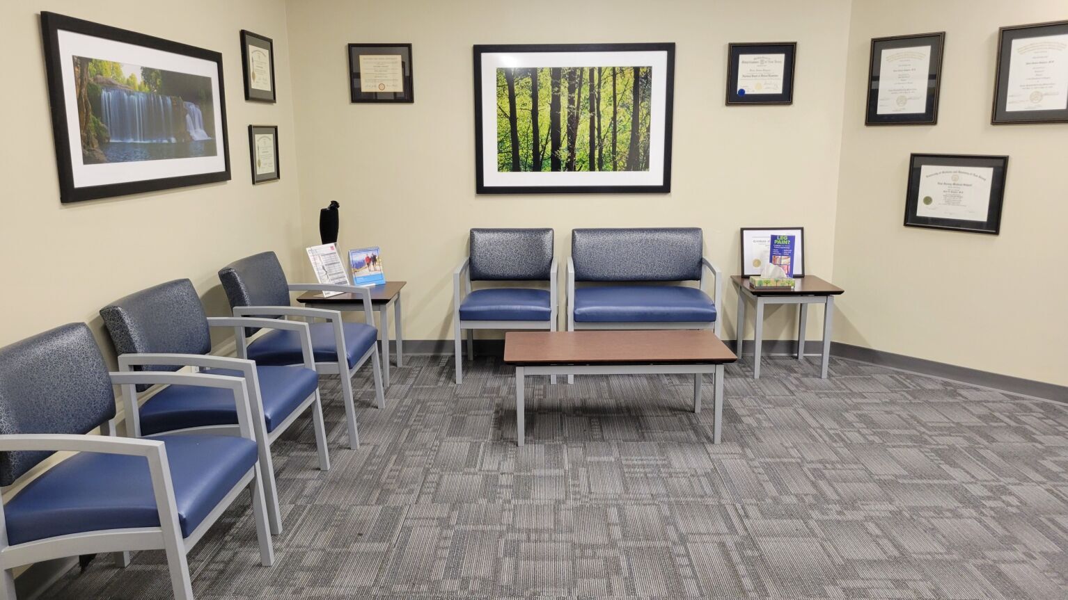 Interior photo of the Morristown, New Jersey location of center for Vein Restoration showing the Waiting area